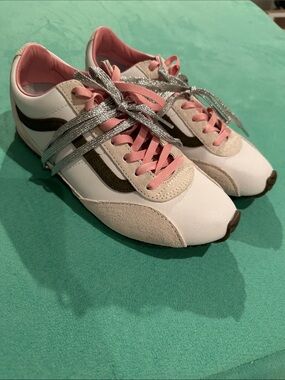 Vans Women's White & Pink Casual Sneakers with Brown Accent